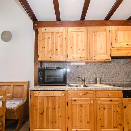 Antares Apartment *